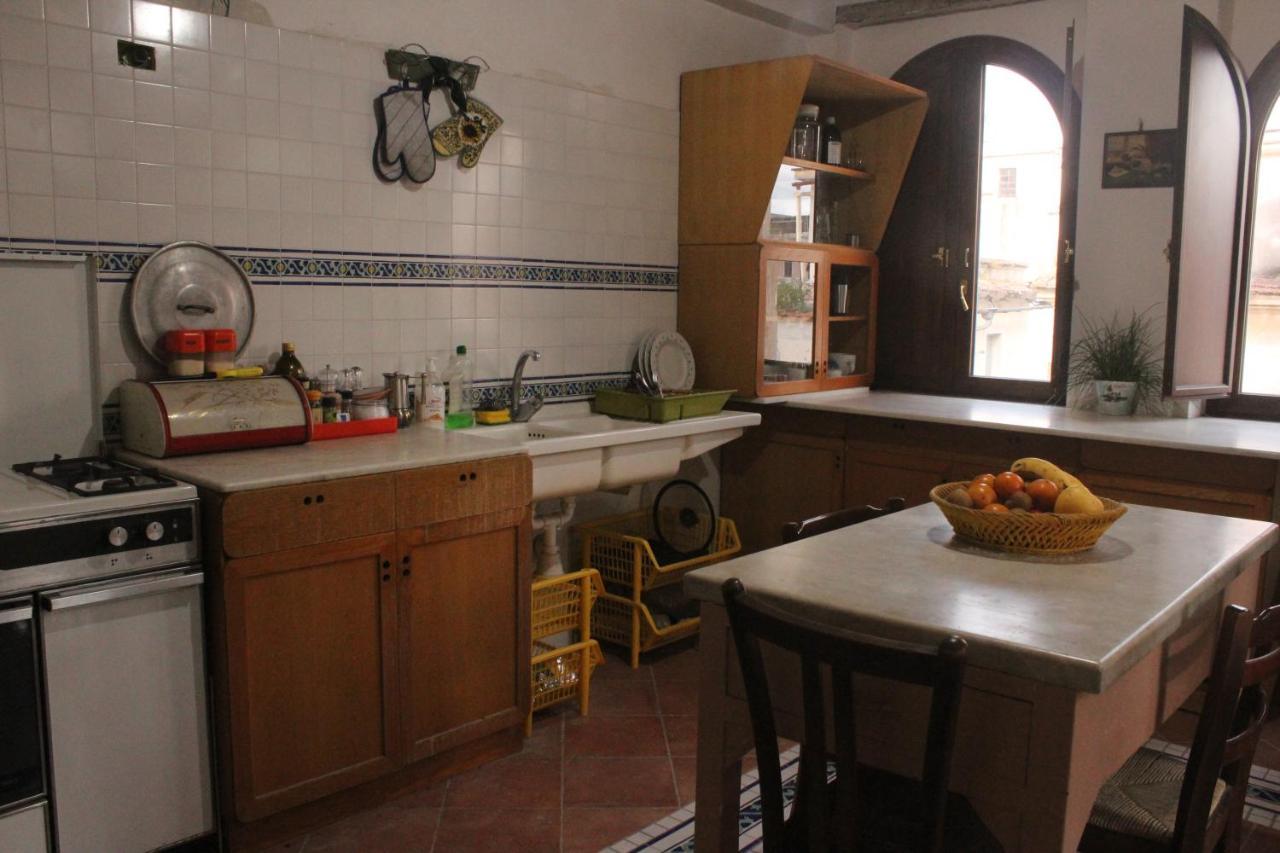 Salerno Experience Hostel ภายนอก รูปภาพ