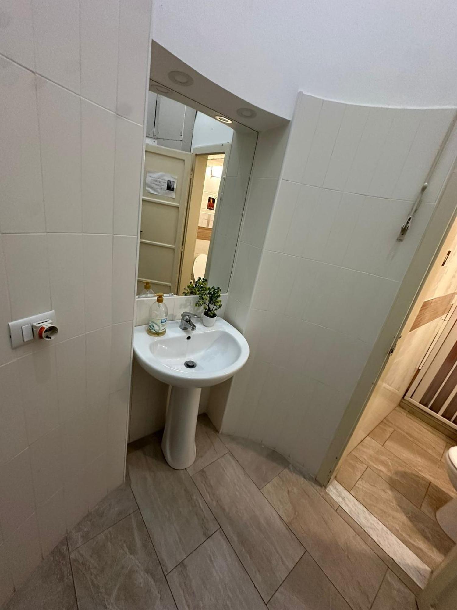 Salerno Experience Hostel ภายนอก รูปภาพ