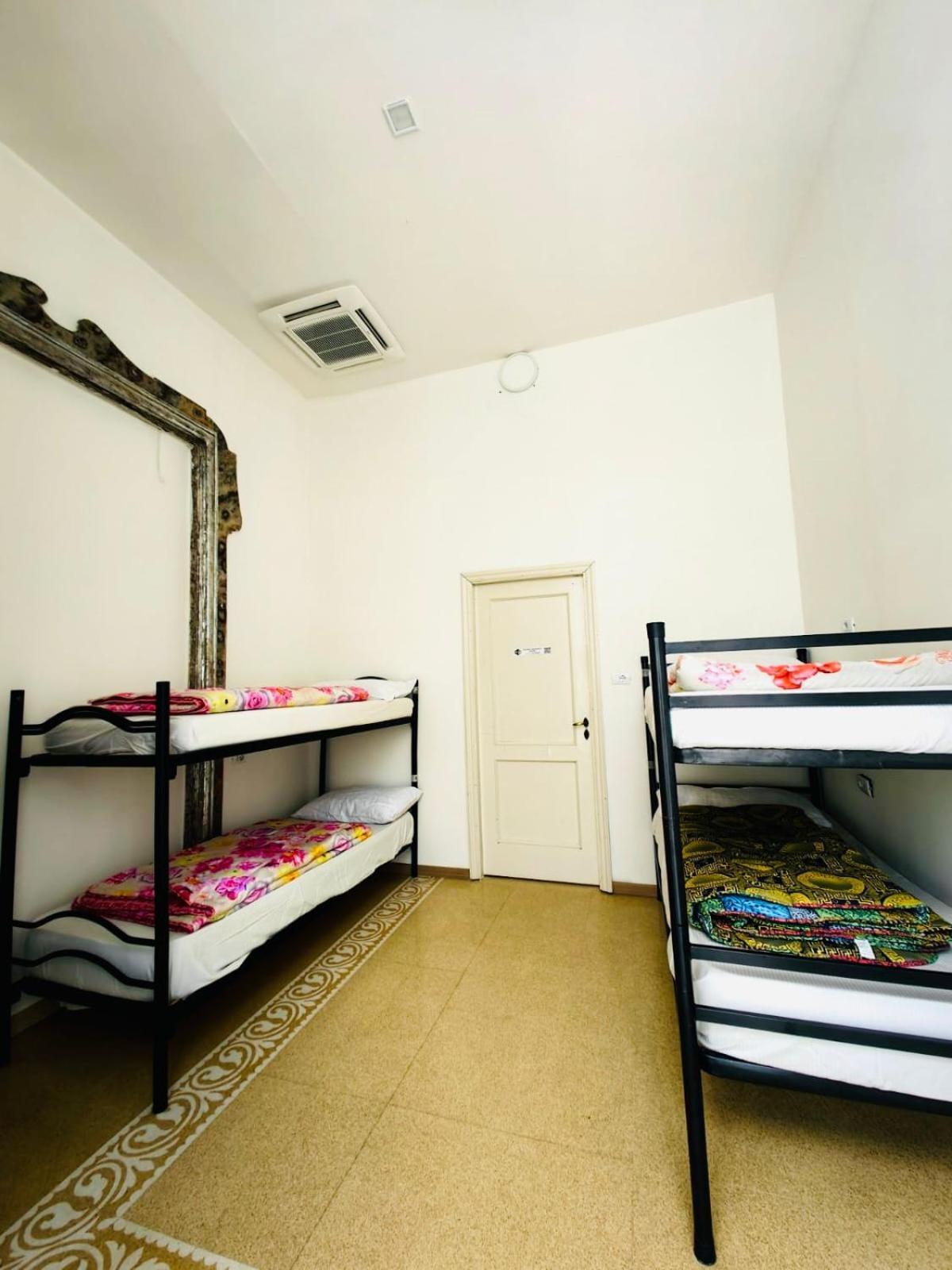 Salerno Experience Hostel ภายนอก รูปภาพ
